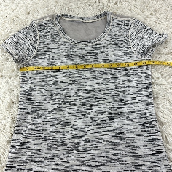 Lululemon Beat The Heat Short Sleeve Tiger Space Dye Black White - Picture 3 of 4